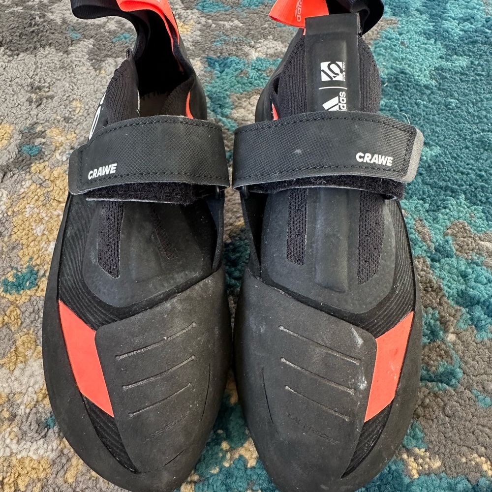 Five Ten Adidas Crawe Climbing Shoes (40.5)